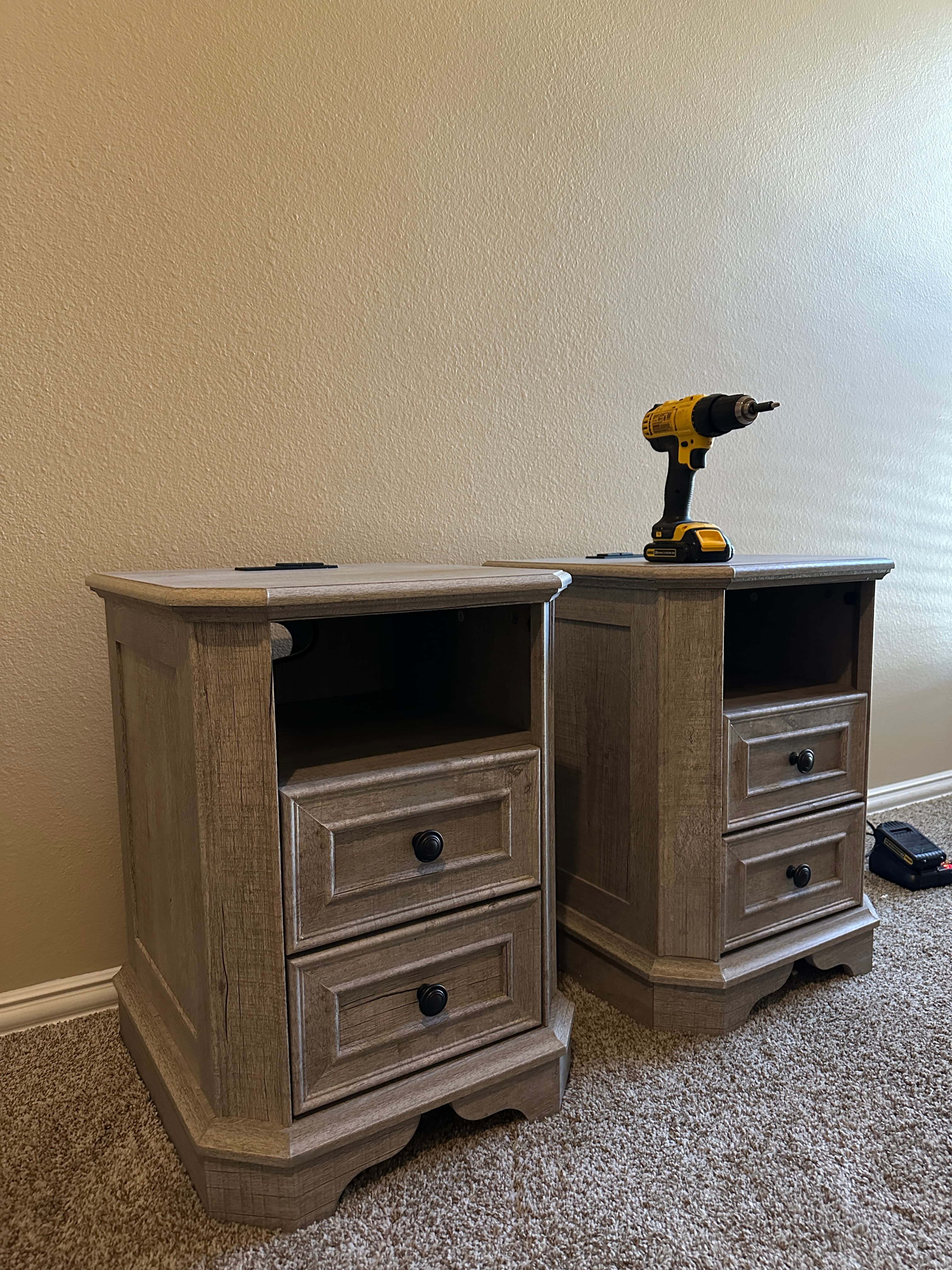 Pair of wooden nightstands with two drawers